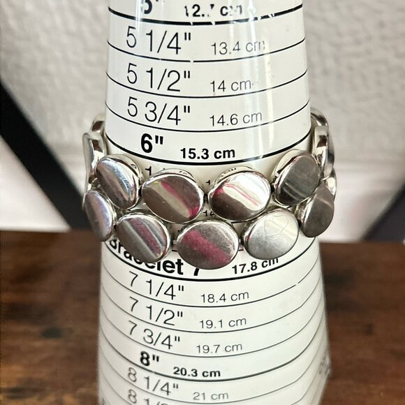2 Discs Design Stretch Bracelets - Picture 3 of 3